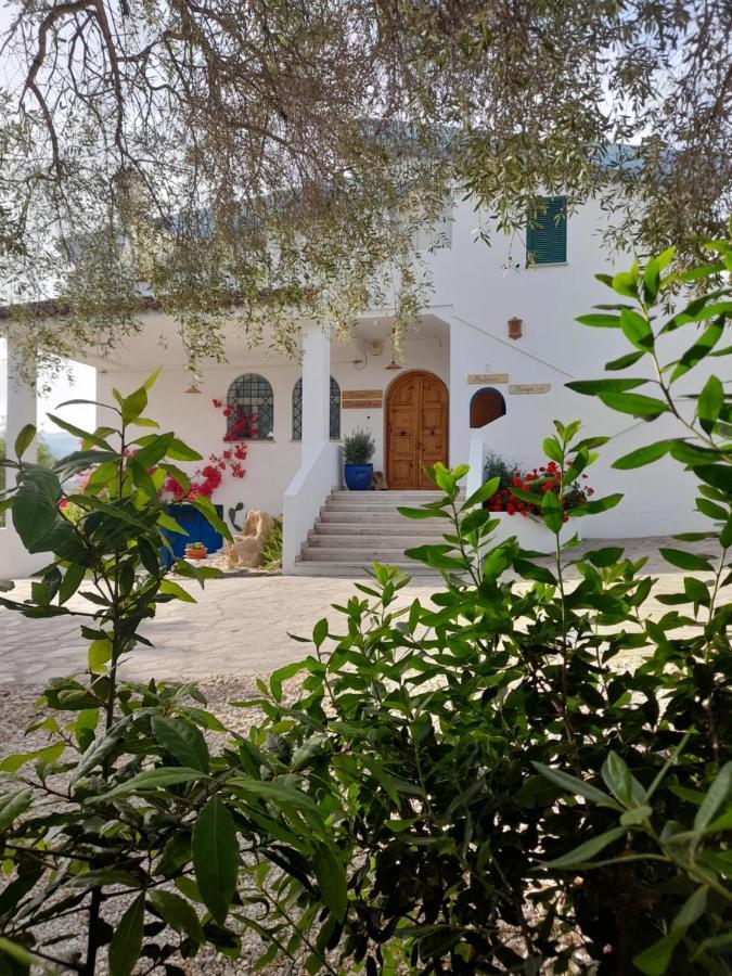 Agriturismo Palas De Serra Country Resort Onifai Exterior foto